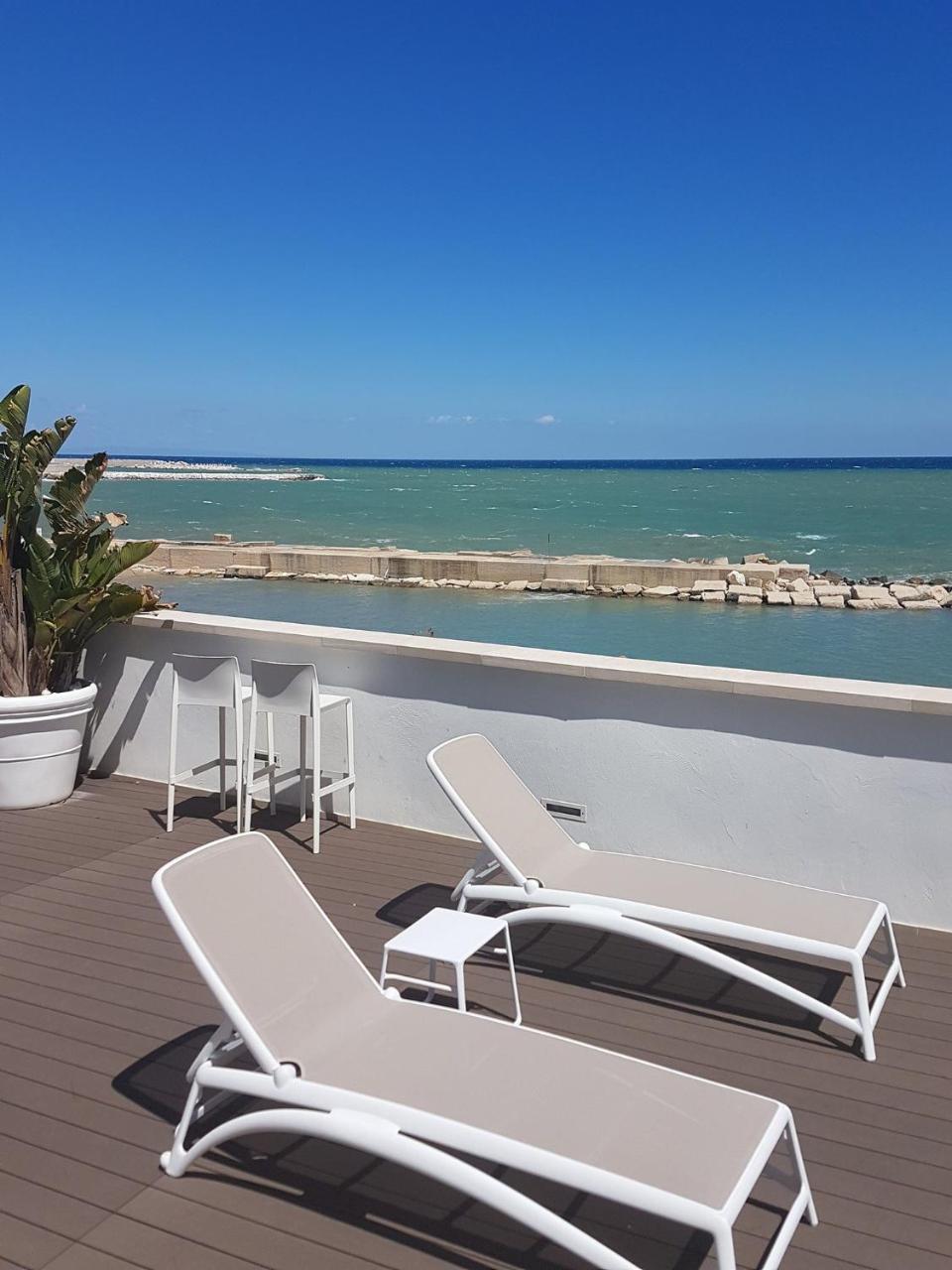 Moma Molfetta Mare Bed & Breakfast Exterior photo